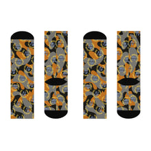 Load image into Gallery viewer, DIVW Cushioned Crew Socks