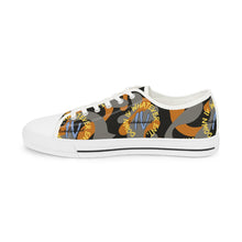 Load image into Gallery viewer, DIVW Low Top Sneakers