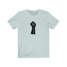 Afbeelding in Gallery-weergave laden, Black fist Tee