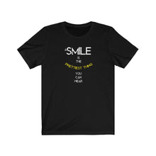 Afbeelding in Gallery-weergave laden, A smile is the...Tee