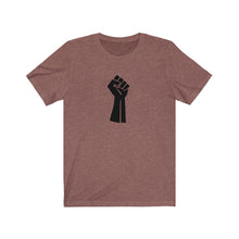 Afbeelding in Gallery-weergave laden, Black fist Tee
