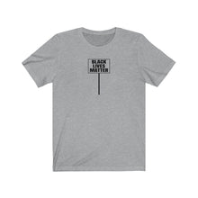 Afbeelding in Gallery-weergave laden, Black Lives Matter post Tee