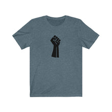Afbeelding in Gallery-weergave laden, Black fist Tee