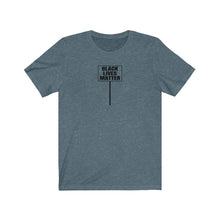 Afbeelding in Gallery-weergave laden, Black Lives Matter post Tee