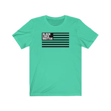 Afbeelding in Gallery-weergave laden, Black Lives Matter flag Tee