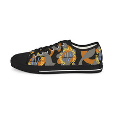 Load image into Gallery viewer, DIVW Low Top Sneakers
